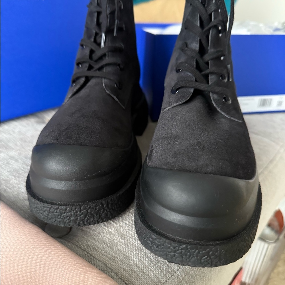 Stuart Weitzman Black Charli Suede Combat Lace-up Sportlift Boots - Picture 11 of 17